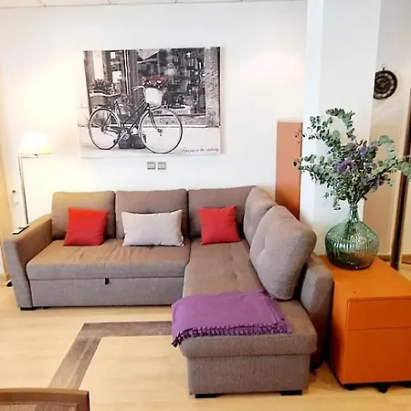 Apartment Triana Ole *