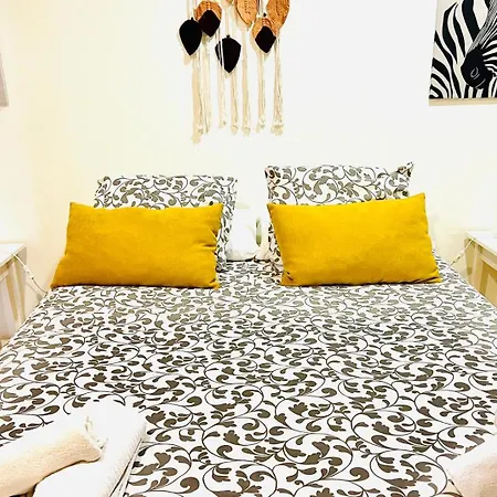 Triana Ole Apartment